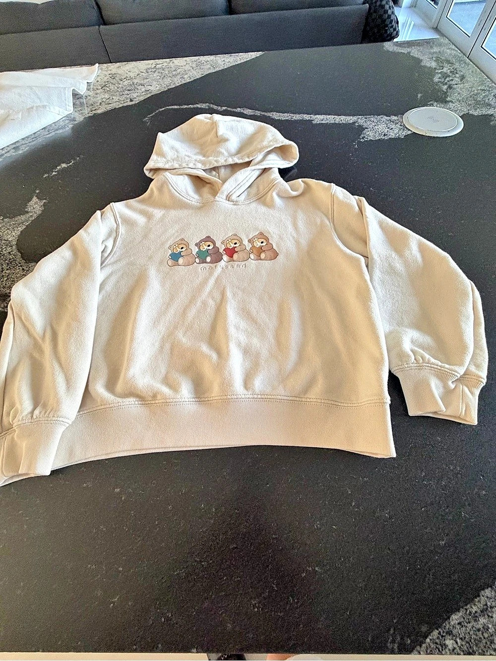 UNIQLO Modus and graphic hoodie Graphic Hoodie Size 9-10 years Like New